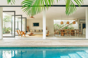 Casa Areca, Awarded Architectural Villa located in a secured gated community, with Concierge services